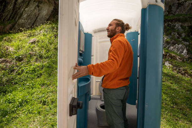 Best Temporary restroom rental  in East Dubuque, IL