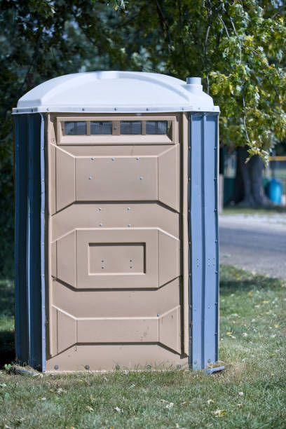 Best Porta potty services near me  in East Dubuque, IL