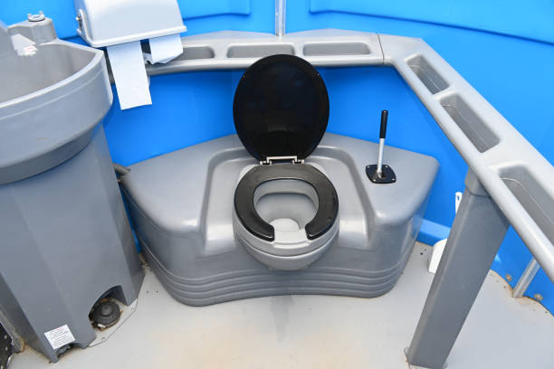 Best Affordable porta potty rental  in East Dubuque, IL